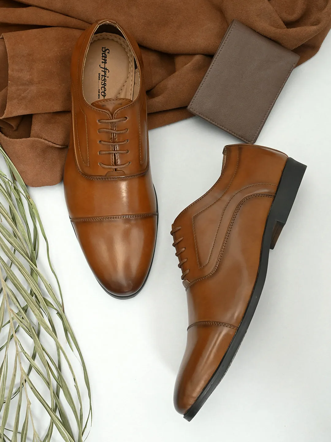 Ledger Tan Oxford shoes